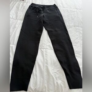 Lululemon Black Jogger Pants Women’s Size 4